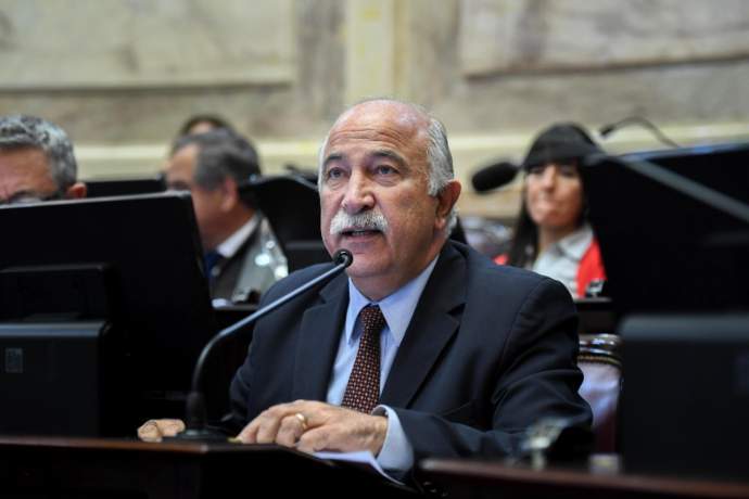 MARIO FIAD, Senador Nacional